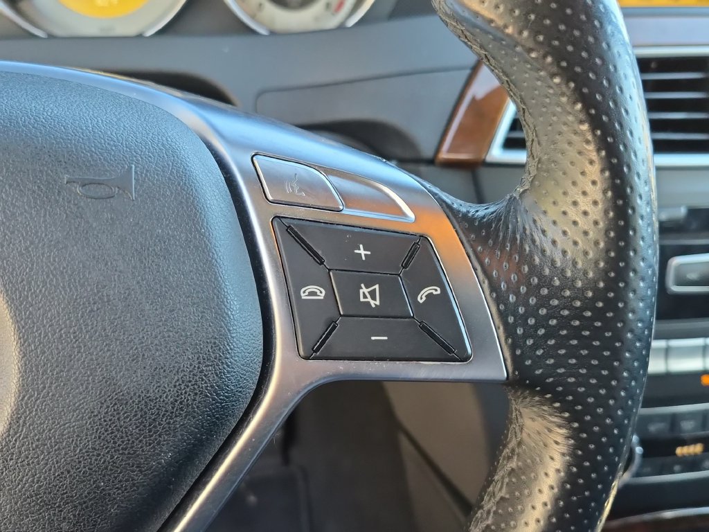 Used 2012 Mercedes-Benz C 300 4MATIC Sedan image 23