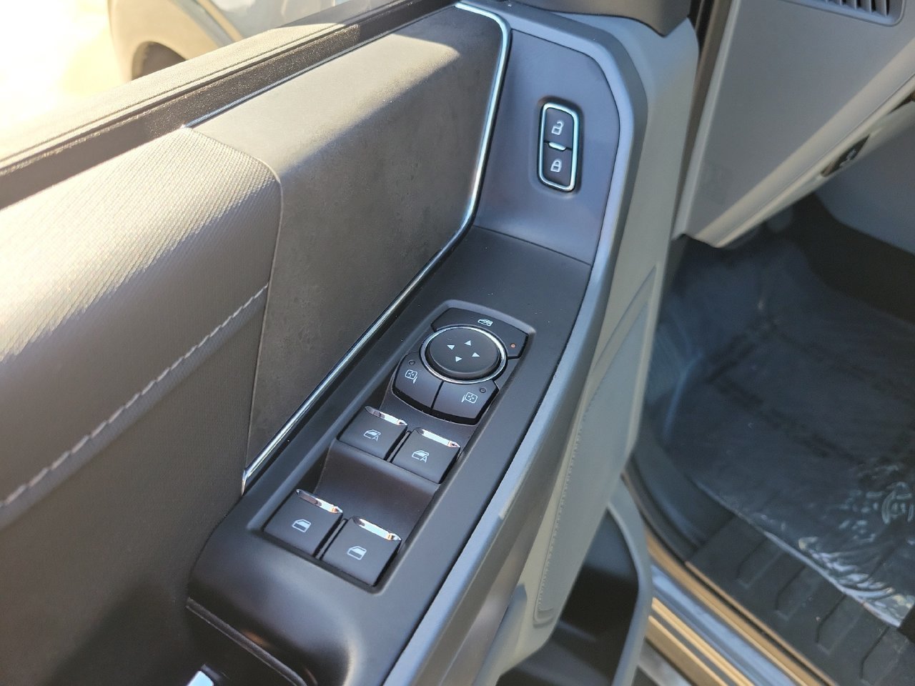 Used 2024 Ford F150 XLT w/ Equipment Group 302A MID AWD/4WD image 13