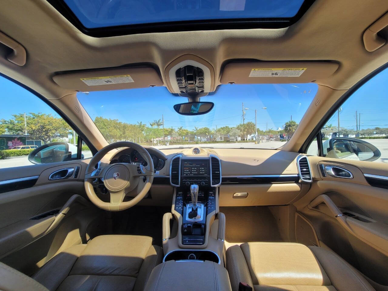 Used 2014 Porsche Cayenne Diesel Platinum Edition AWD/4WD image 15