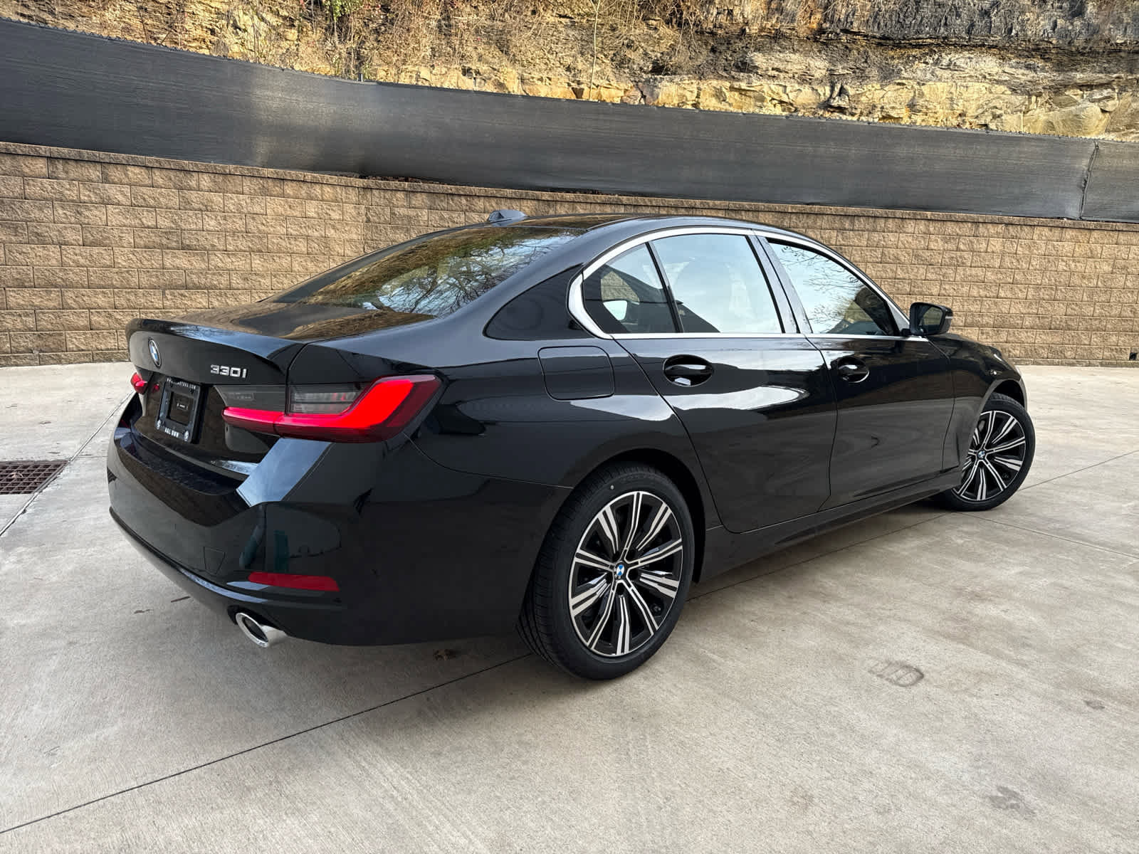 Used 2026 BMW 330i xDrive Sedan w/ Convenience Package image 3