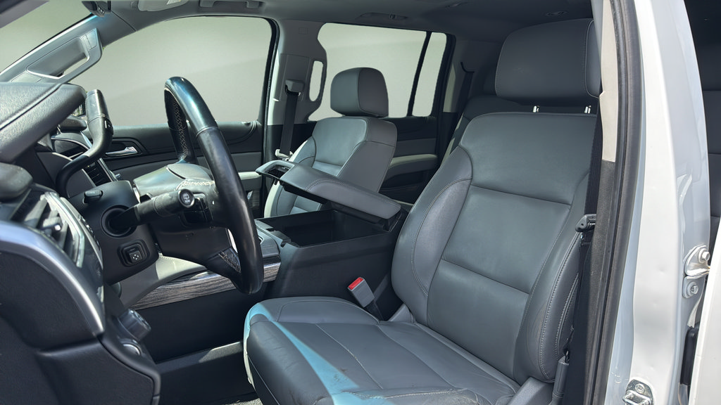 Used 2020 Chevrolet Suburban LT RWD image 10