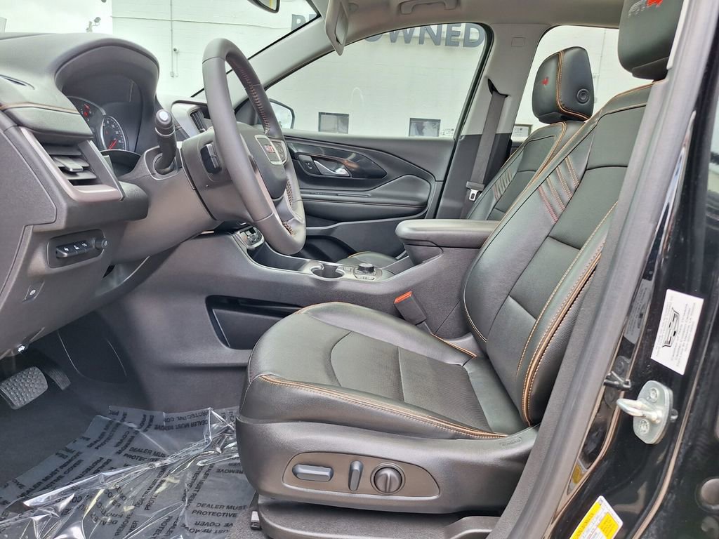 Used 2022 GMC Terrain AT4 w/ Infotainment Package II image 12