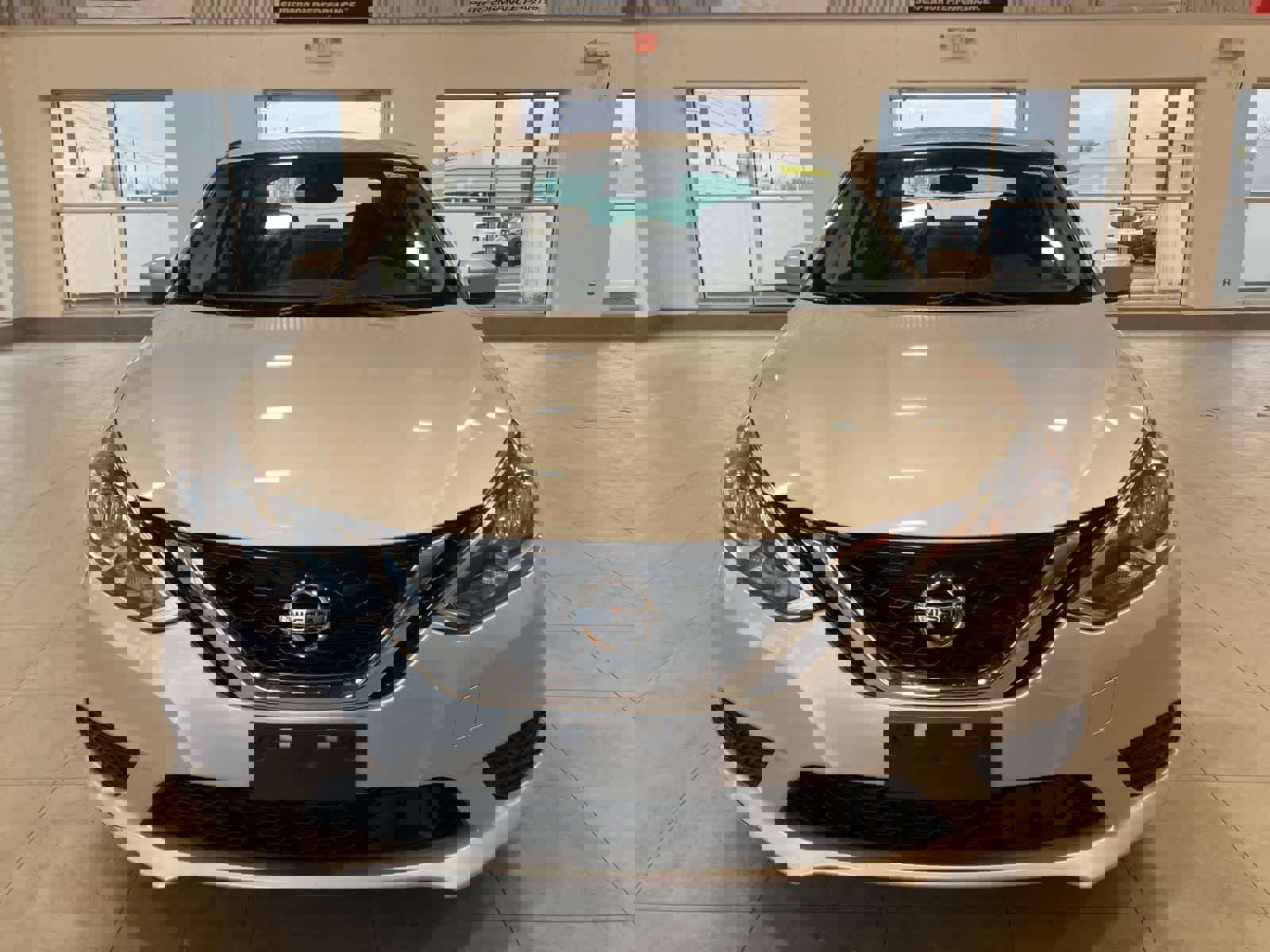 Used 2019 Nissan Sentra SV image 2