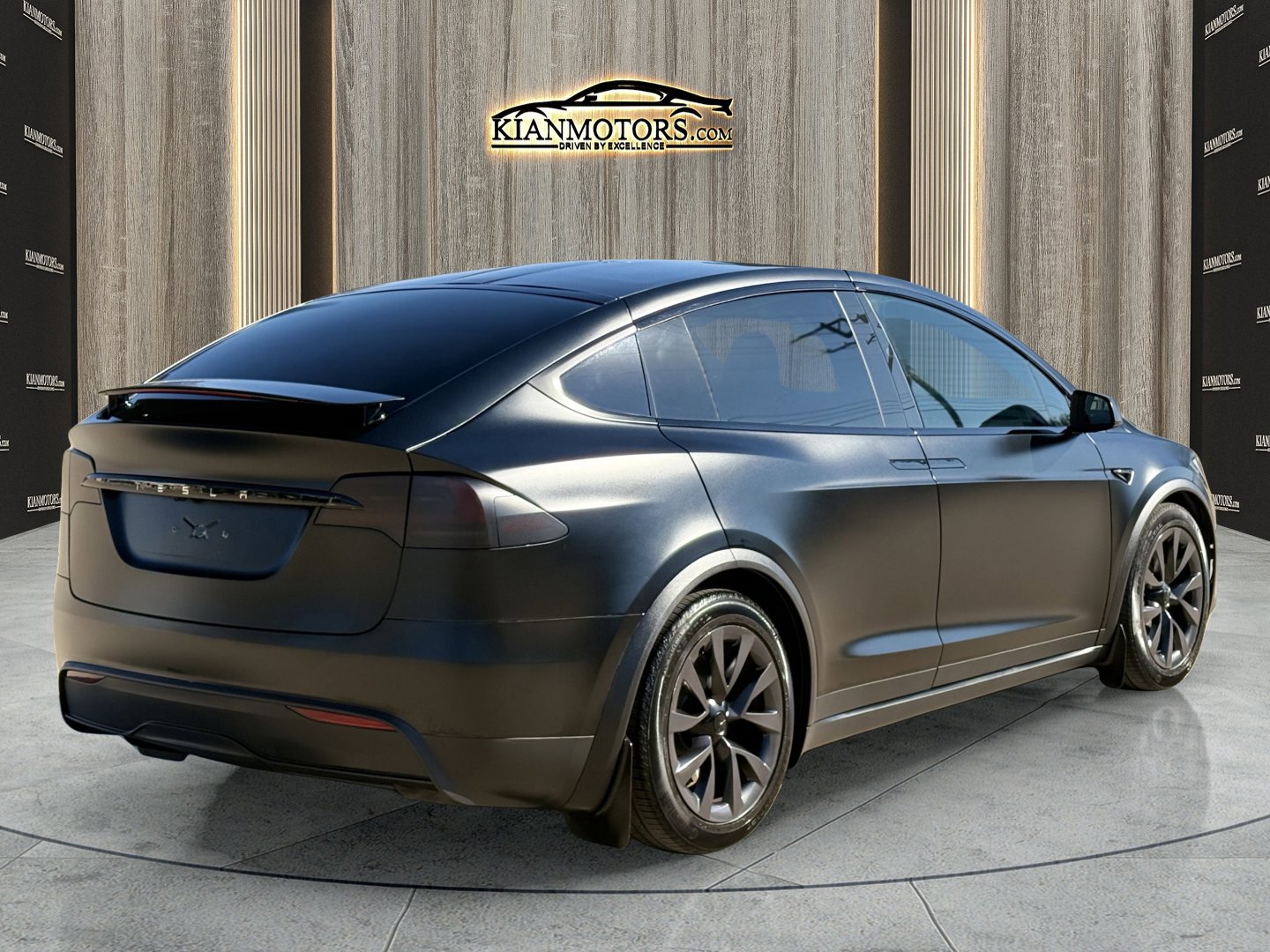 Used 2024 Tesla Model X Long Range image 8