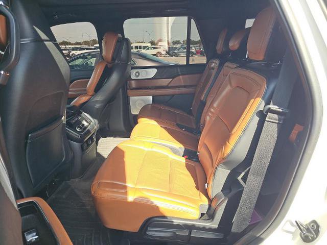 Used 2020 Lincoln Navigator Reserve w/ Equipment Group 208A Reserve image 10