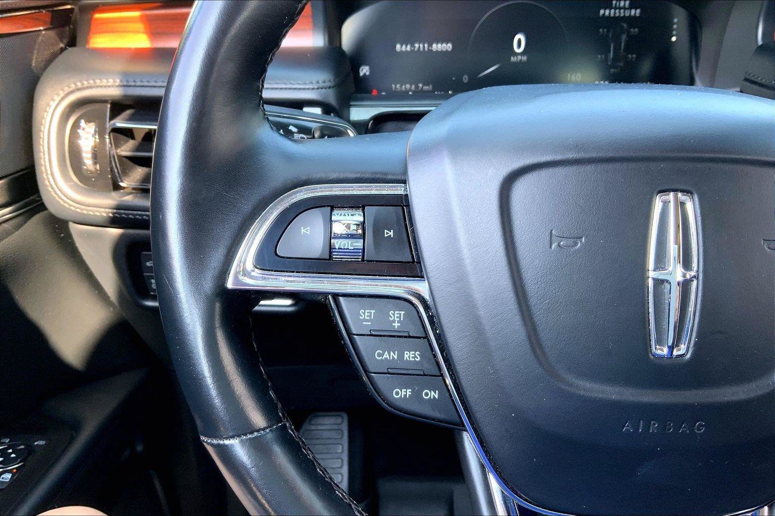 Used 2023 Lincoln Nautilus Reserve AWD/4WD image 16