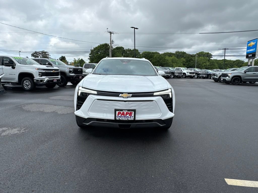 New 2025 Chevrolet Blazer EV LT AWD/4WD image 12