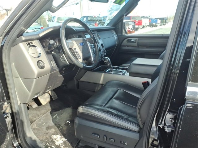 Used 2017 Ford Expedition Max Platinum image 13