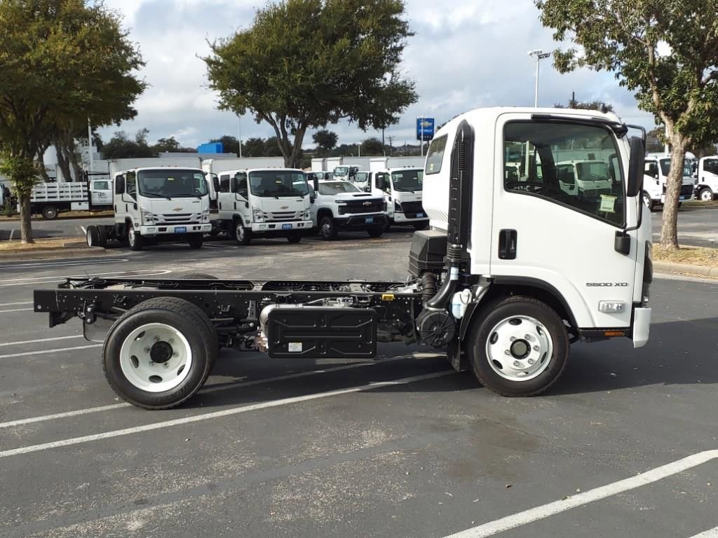 New 2025 Chevrolet Low Cab Forward 5500 XD image 3
