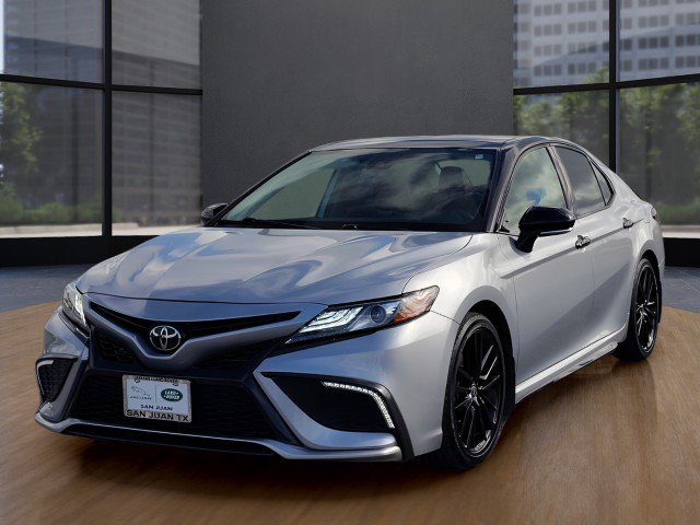 Used 2023 Toyota Camry XSE image 9