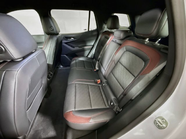 New 2027 Chevrolet Equinox RS w/ Convenience Package III FWD image 25