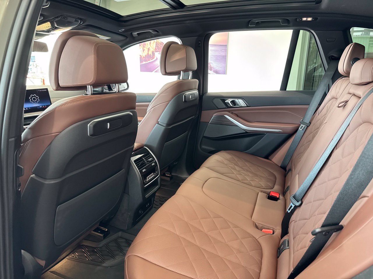 Used 2026 BMW X5 xDrive50e w/ M Sport Package AWD/4WD image 41