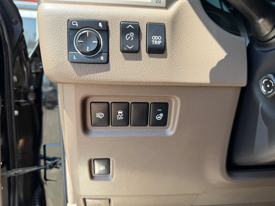 Used 2010 Lexus GX 460 Premium AWD/4WD image 34