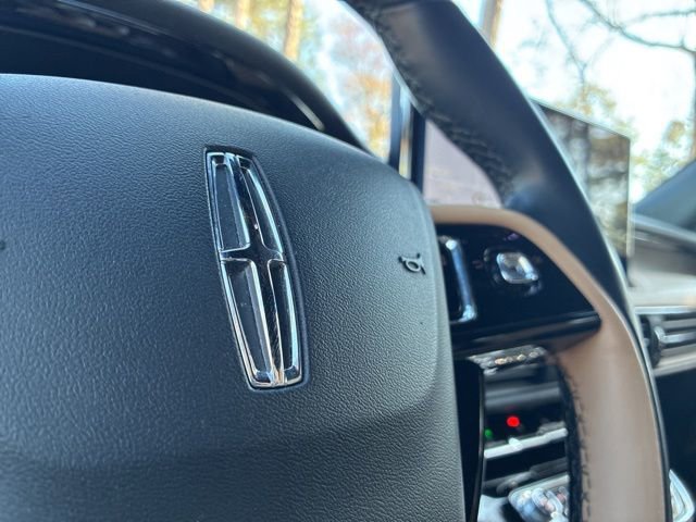 Certified 2023 Lincoln Corsair Reserve image 28