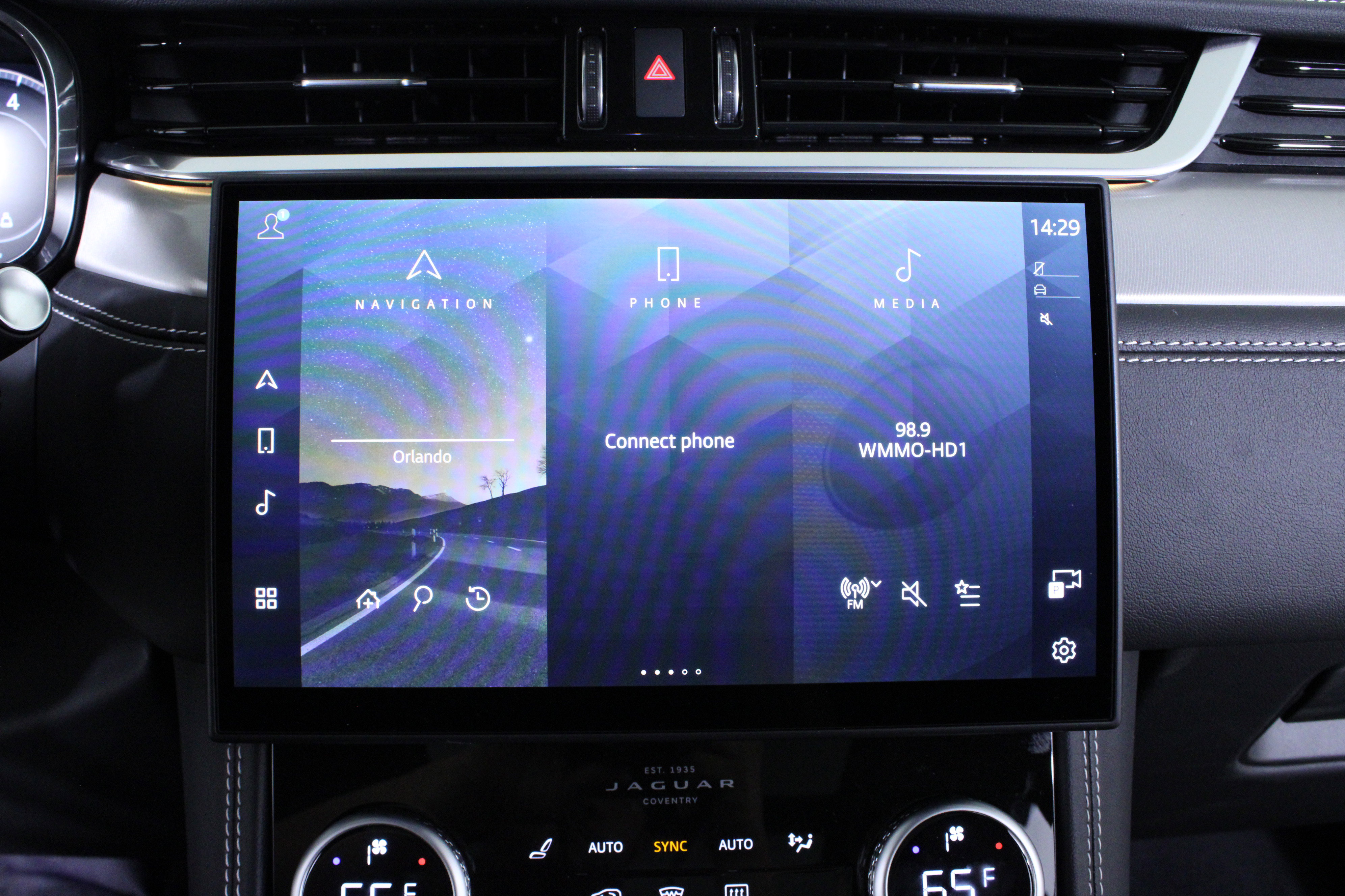 New 2026 Jaguar F-PACE R-Dynamic S image 20