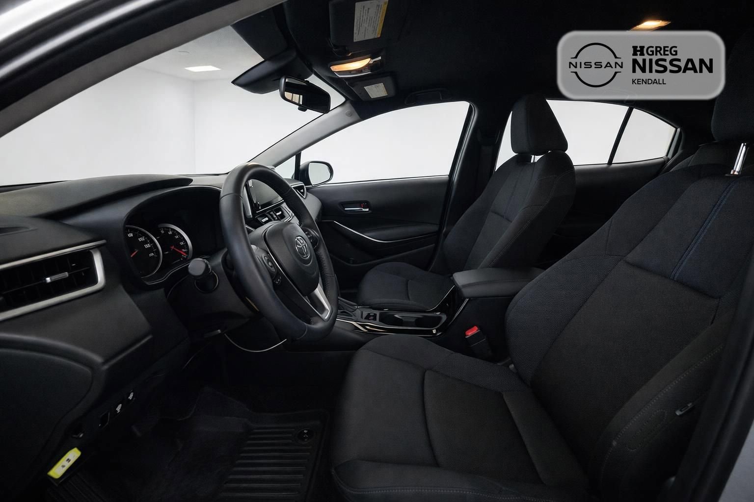 Used 2022 Toyota Corolla SE w/ Carpet Mat Package (TMS) FWD image 6