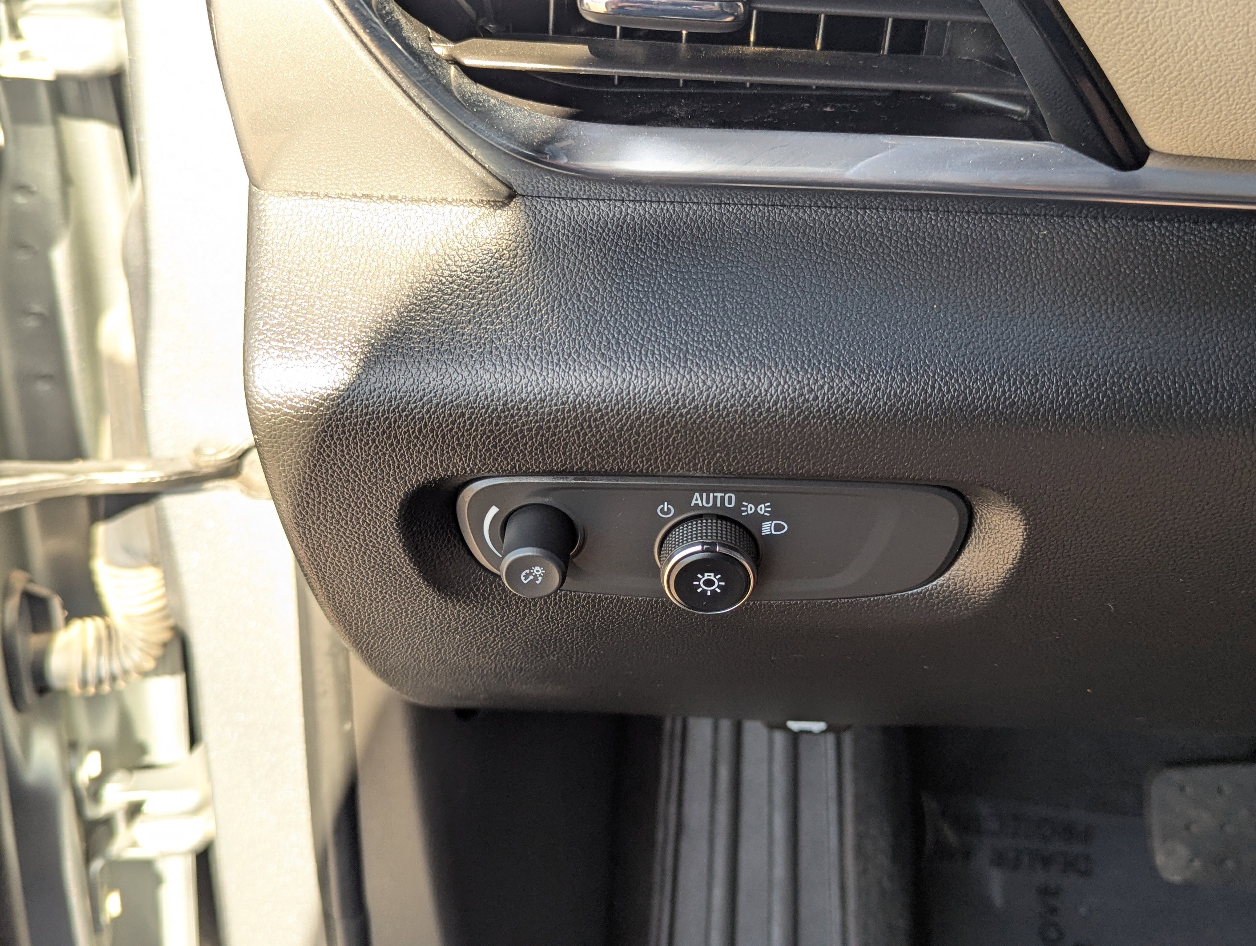 Used 2023 Chevrolet Traverse LS w/ LPO, Cargo Package image 14