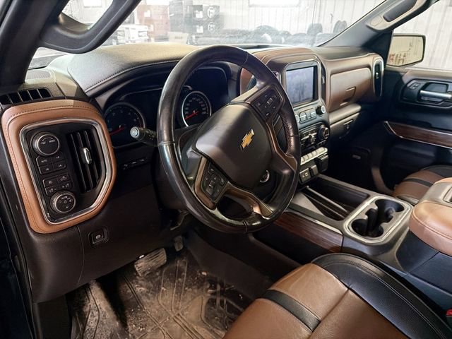 Used 2020 Chevrolet Silverado 1500 High Country w/ Technology Package image 8