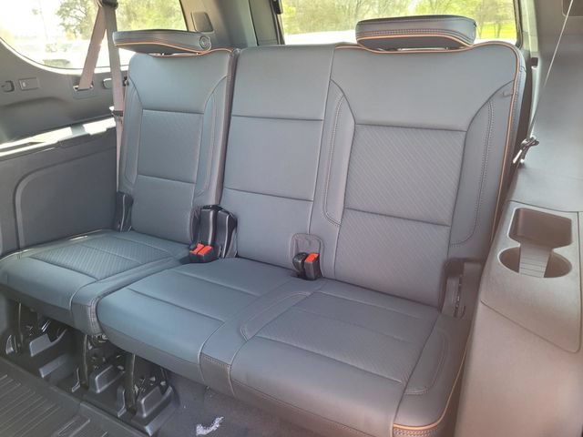 New 2026 GMC Yukon XL AT4 AWD/4WD image 28