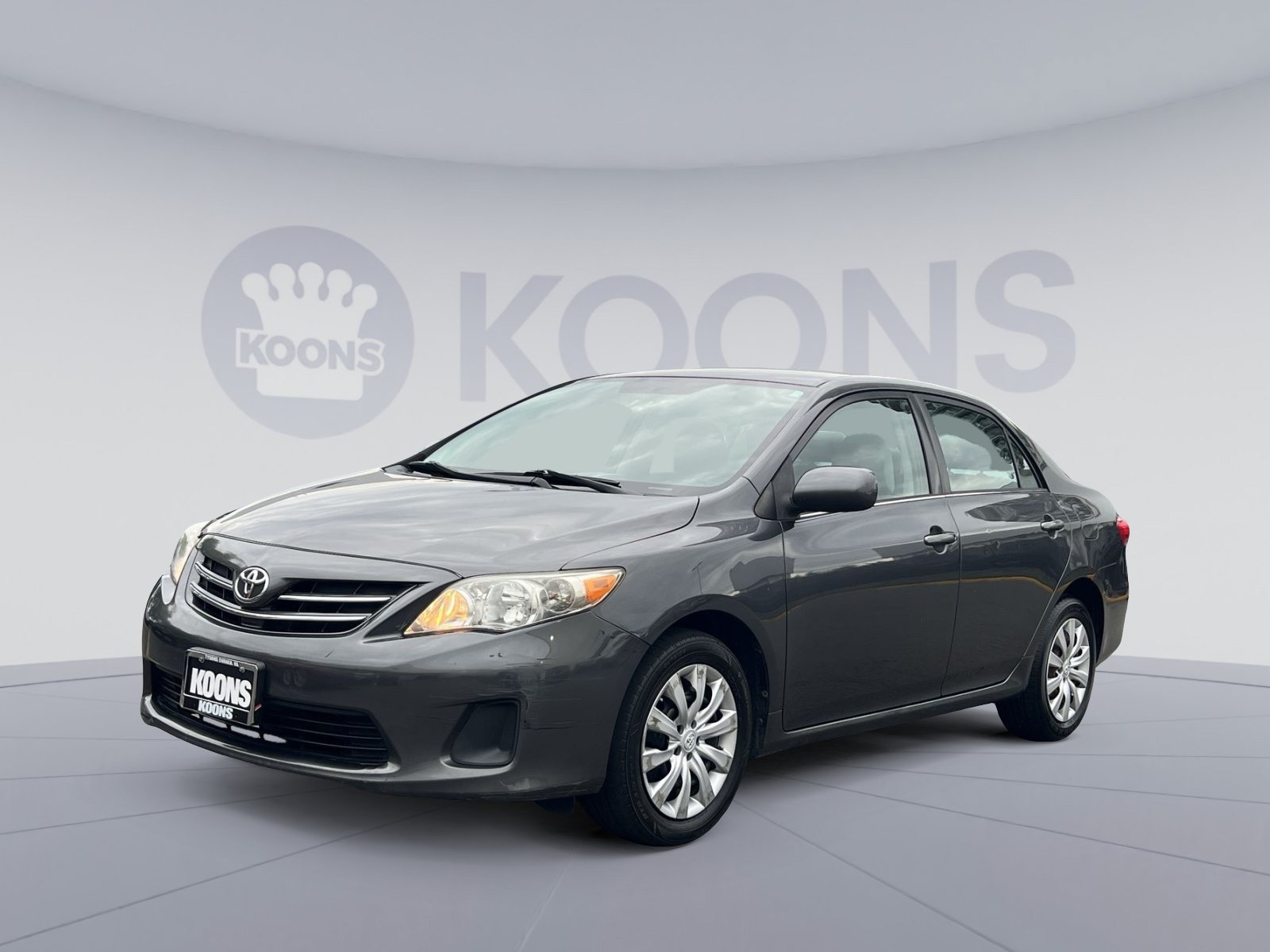 Used 2013 Toyota Corolla LE FWD image 1