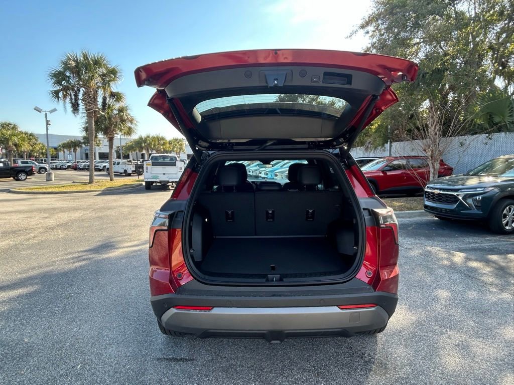 New 2026 Chevrolet Equinox LT w/ Convenience Package II image 11