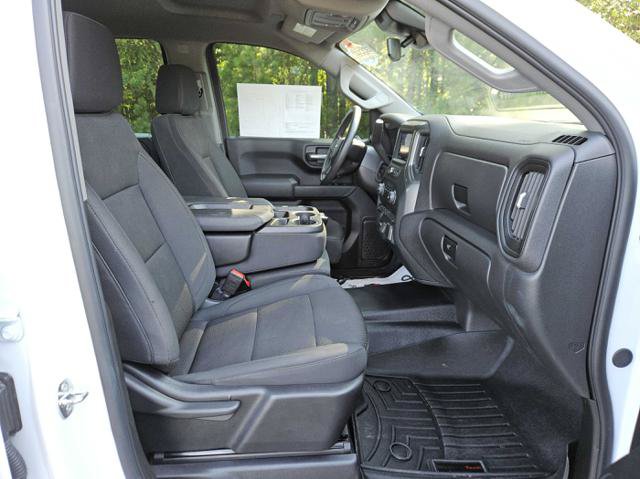 Used 2024 Chevrolet Silverado 1500 W/T w/ Trailering Package AWD/4WD image 35