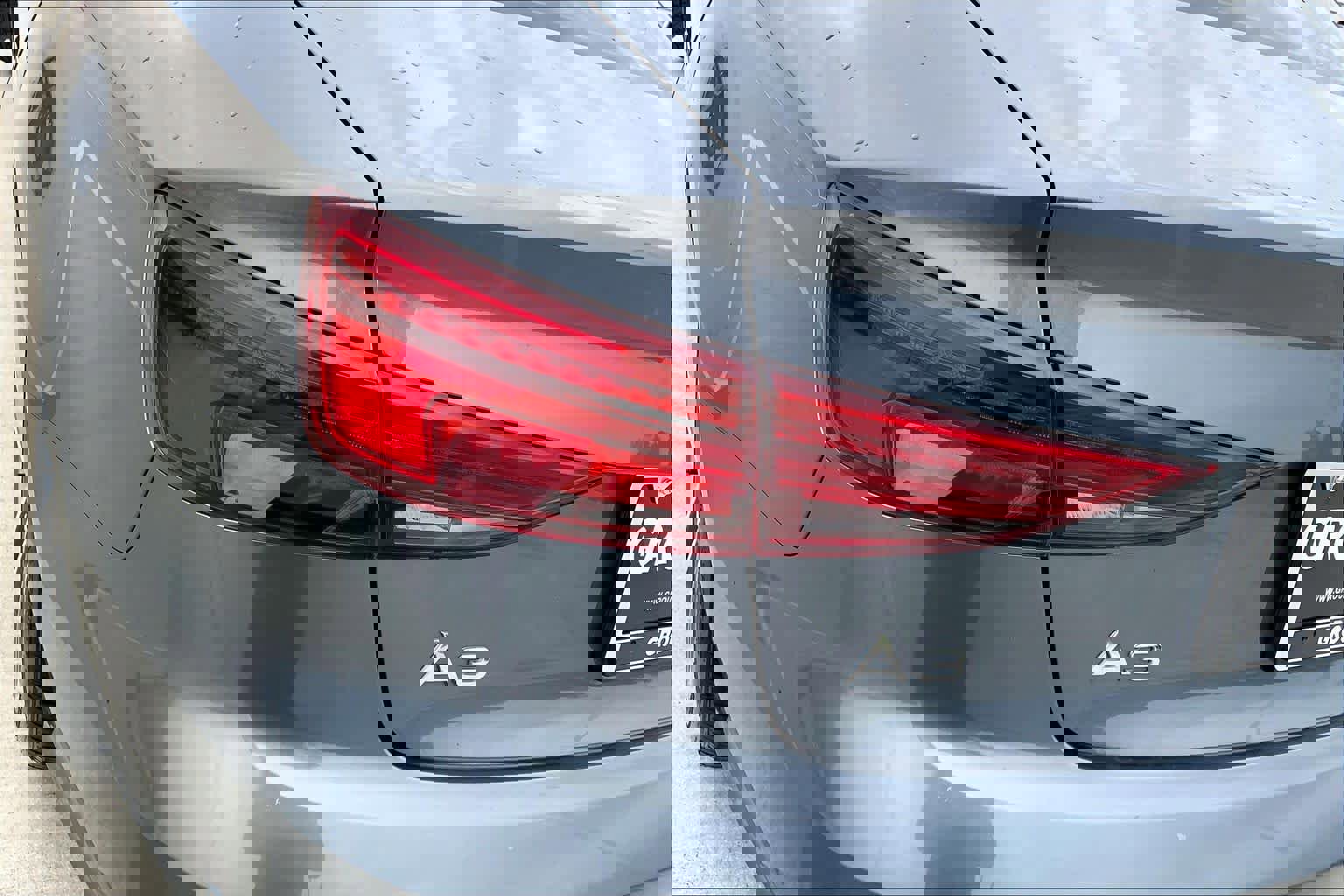 Used 2018 Audi A3 2.0T Premium w/ Convenience Package image 28