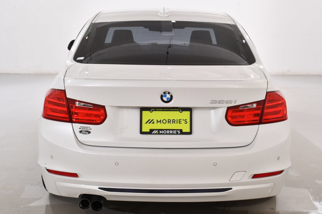 Used 2015 BMW 328i Sedan RWD image 13
