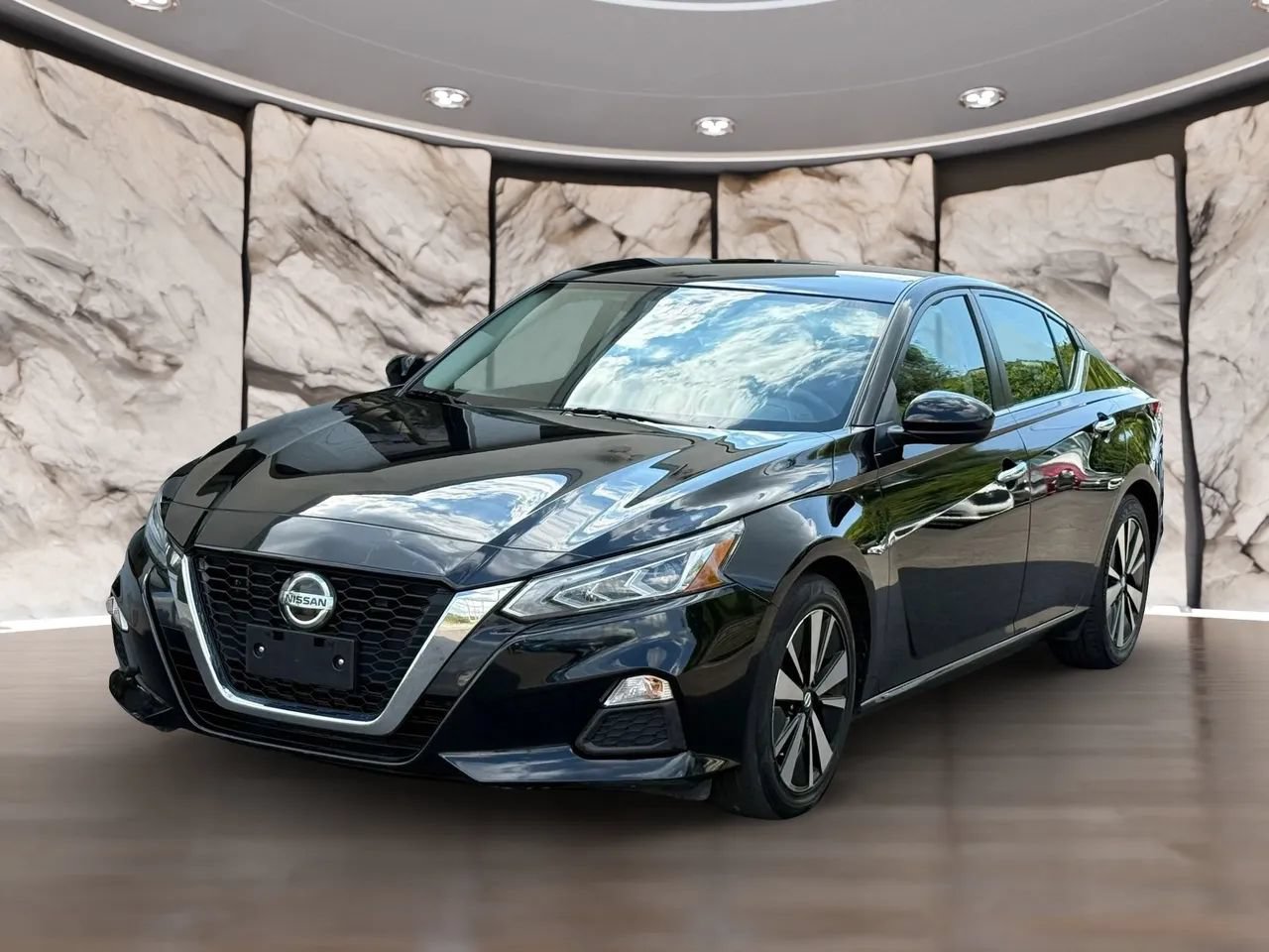 Used 2022 Nissan Altima 2.5 SV FWD image 3