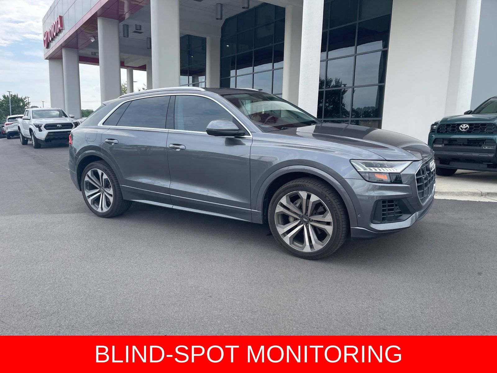 Used 2021 Audi Q8 Premium Plus w/ Premium Plus Package AWD/4WD image 6