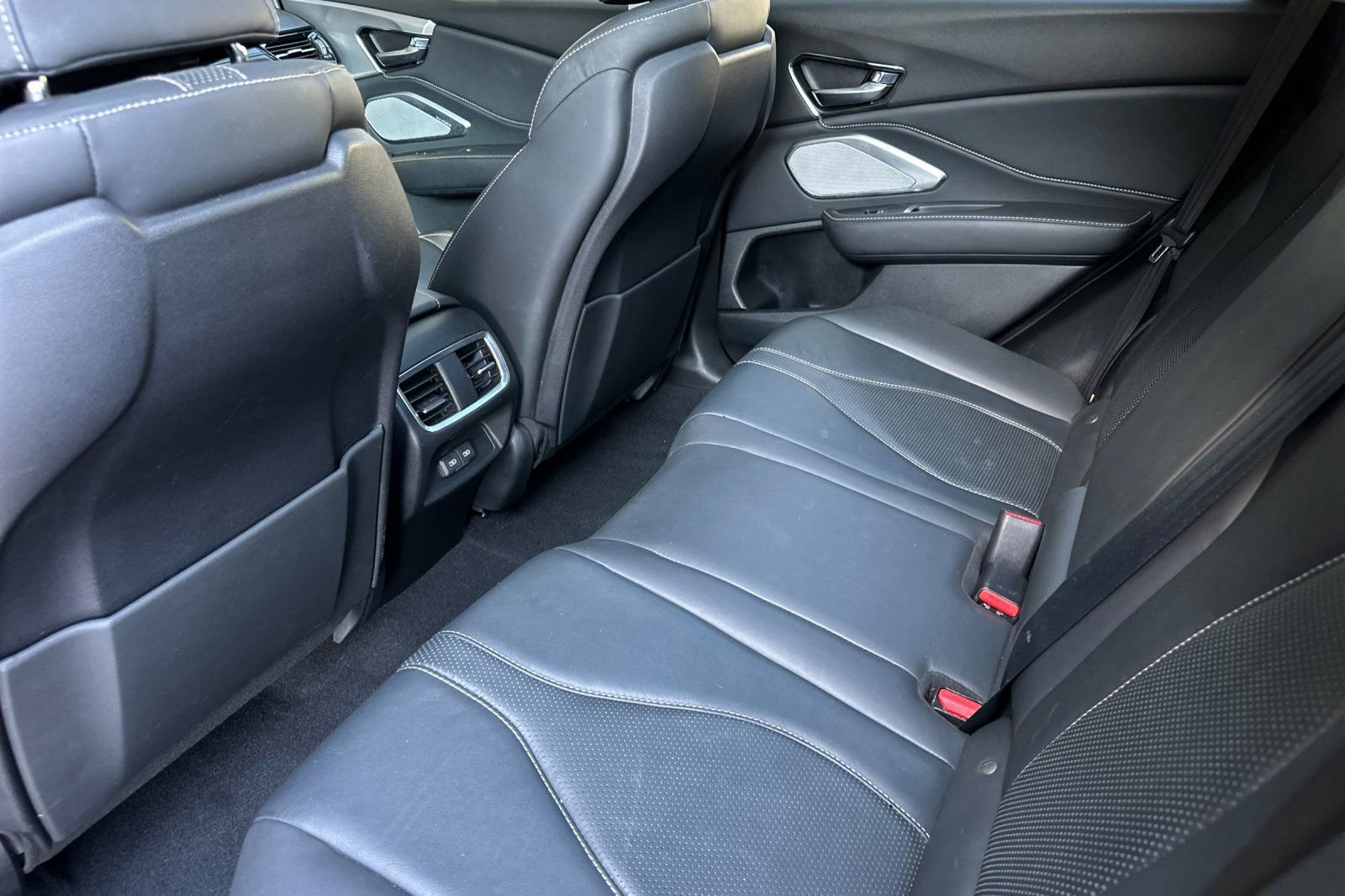 Used 2020 Acura RDX w/ Technology Package image 12