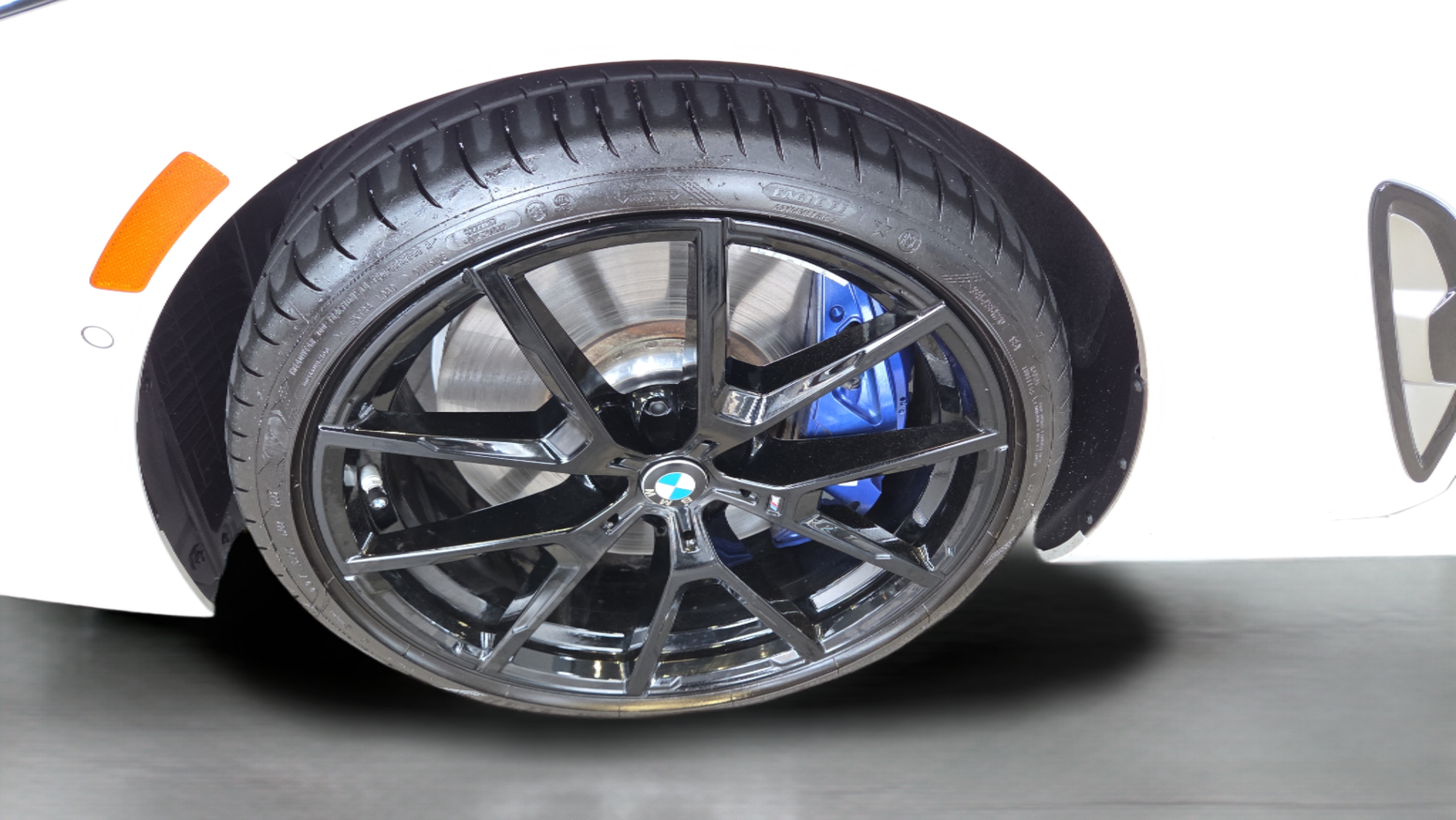 Used 2026 BMW M850i xDrive AWD/4WD image 23