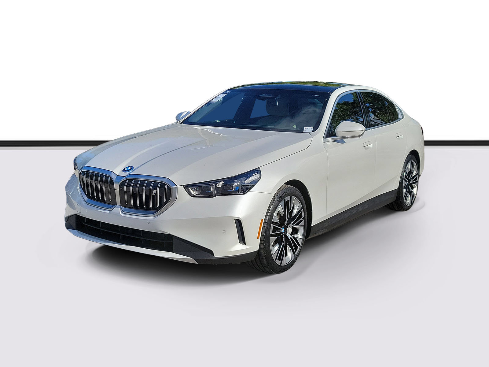 Used 2026 BMW i5 eDrive40 w/ Premium Package RWD image 2