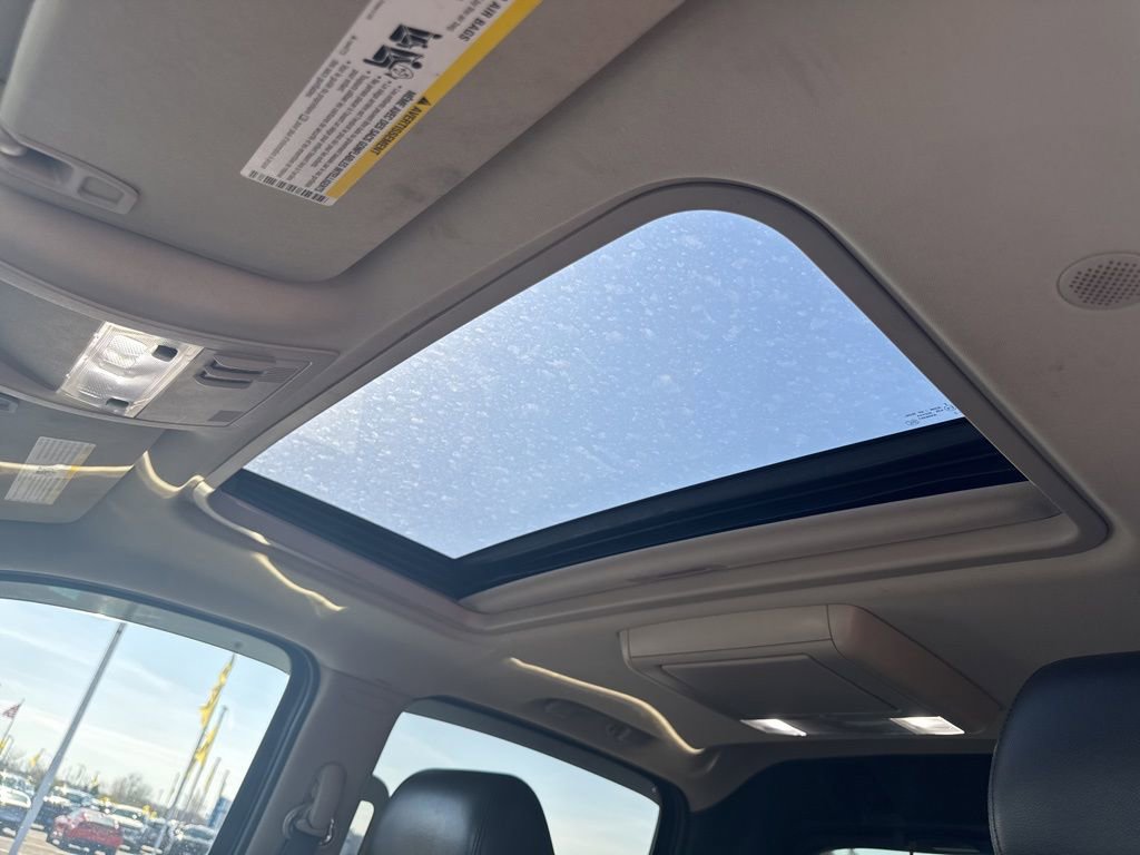 Used 2013 Chevrolet Avalanche LTZ AWD/4WD image 11