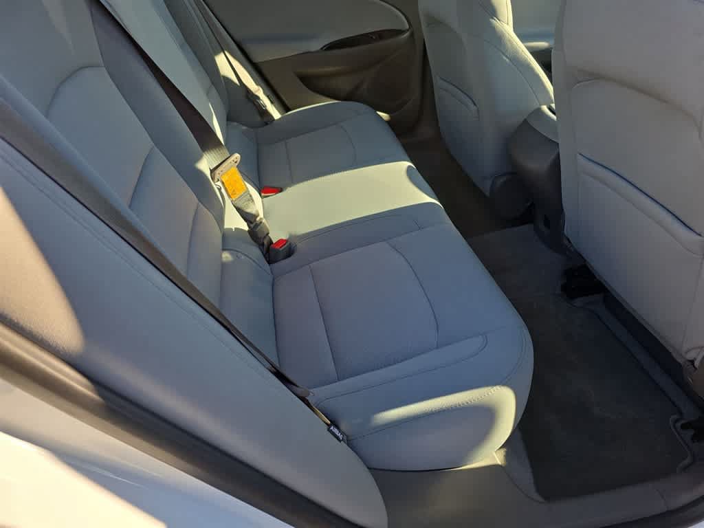 Used 2017 Chevrolet Malibu LS w/ LPO, Convenience Package 2 FWD image 12