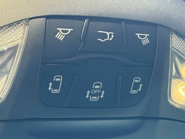 New 2026 Chrysler Pacifica Limited w/ S Appearance Package image 26