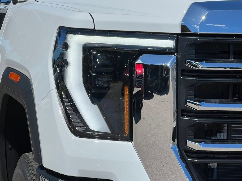New 2026 GMC Sierra 3500 SLE w/ SLE Value Package AWD/4WD image 40