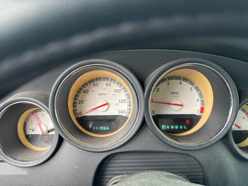 Used 2008 Dodge Charger SE RWD image 4