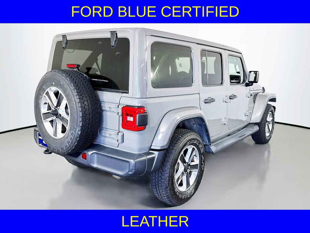 Used 2018 Jeep Wrangler Unlimited Sahara w/ Cold Weather Group image 5