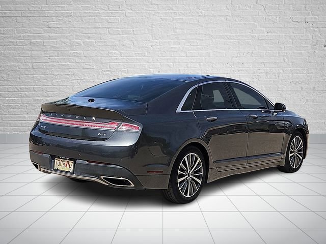 Used 2019 Lincoln MKZ Reserve FWD image 4