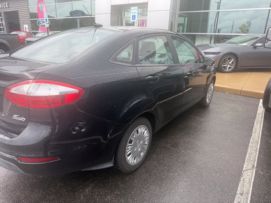 Used 2019 Ford Fiesta S FWD image 4