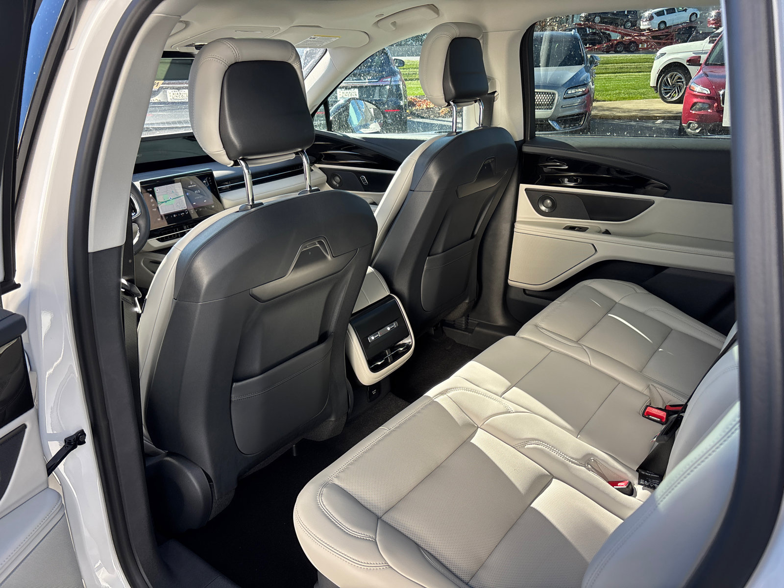 New 2026 Lincoln Nautilus Premier w/ Equipment Group 102A image 29