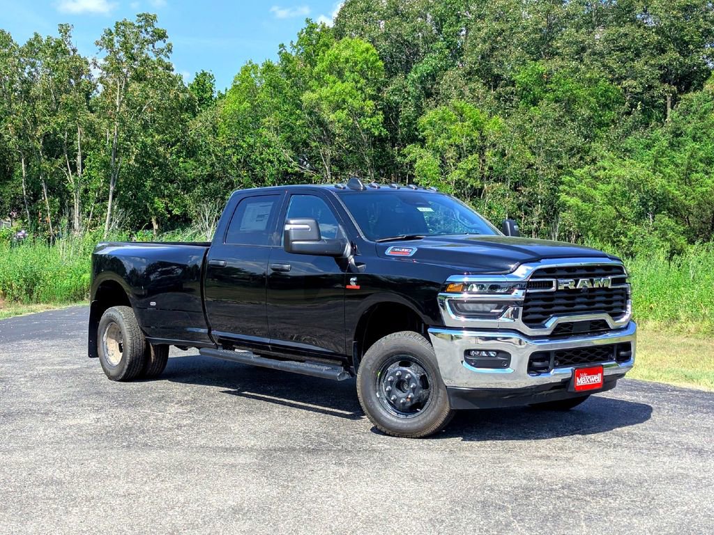 New 2026 RAM 3500 Tradesman image 29