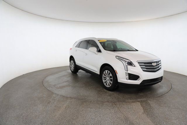 Used 2017 Cadillac XT5 Luxury w/ Driver Awareness Package image 27