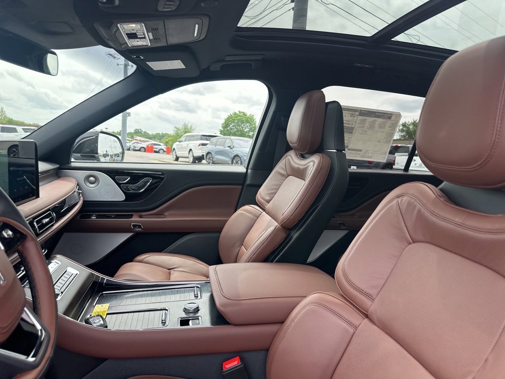 New 2025 Lincoln Aviator Reserve w/ Equipment Group 201A image 34