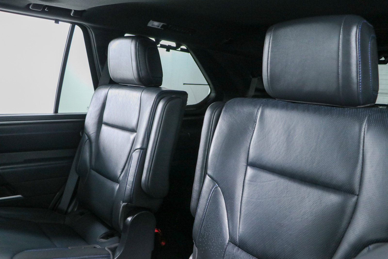 Used 2024 Toyota Sequoia Platinum AWD/4WD image 27