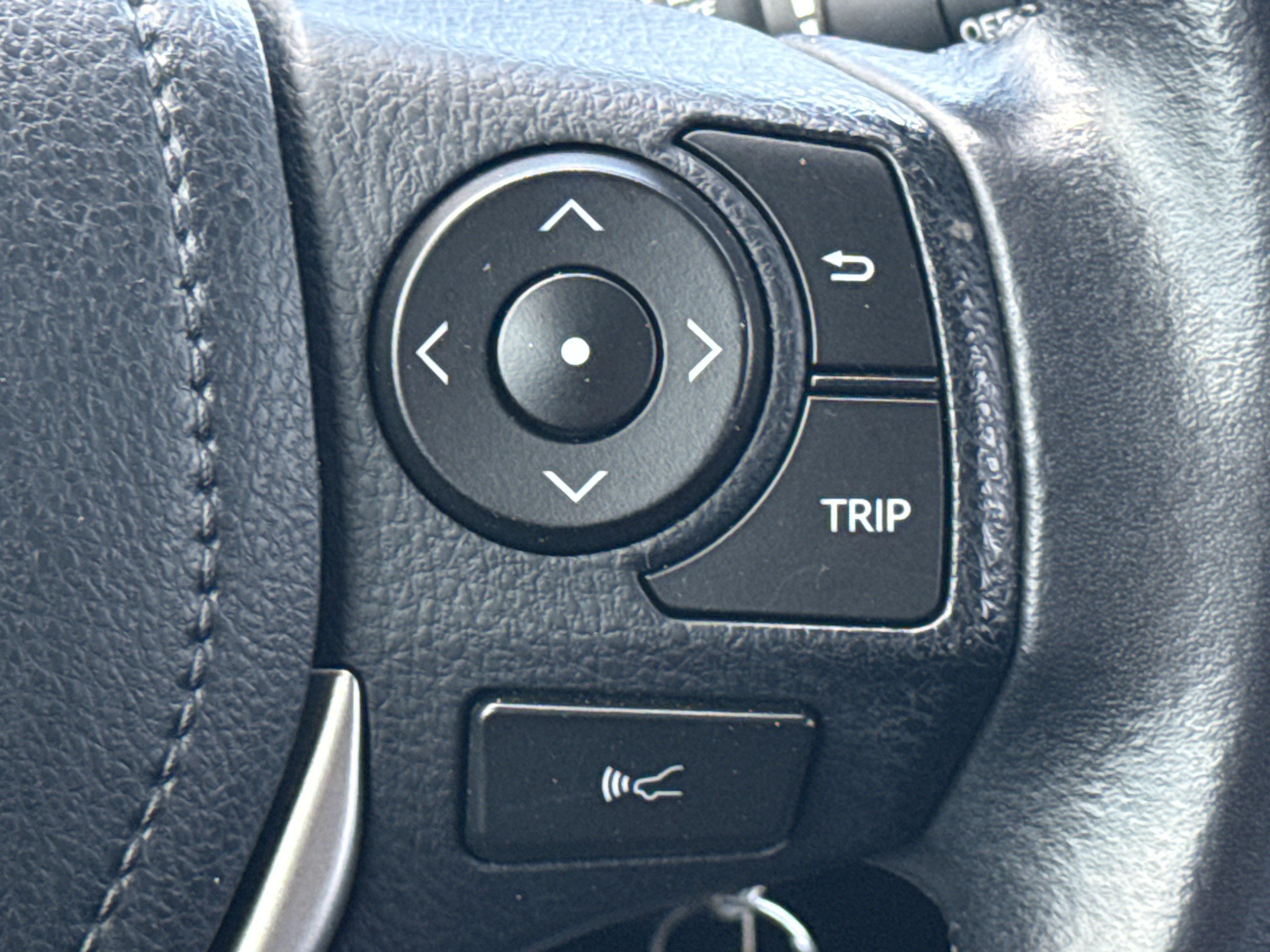Used 2017 Toyota RAV4 XLE FWD image 20
