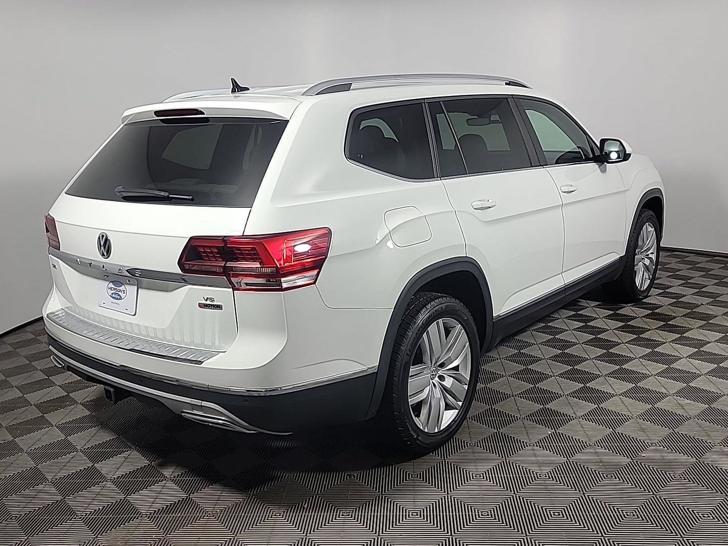 Used 2019 Volkswagen Atlas SEL image 4