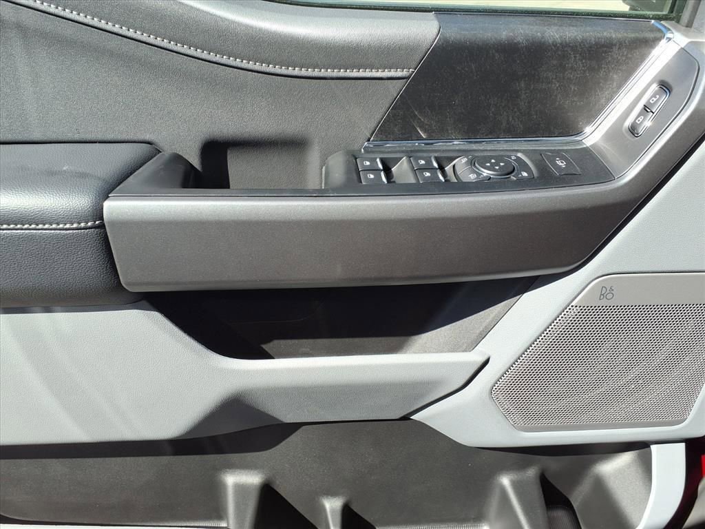 New 2026 Ford F250 XLT w/ XLT Premium Package image 47