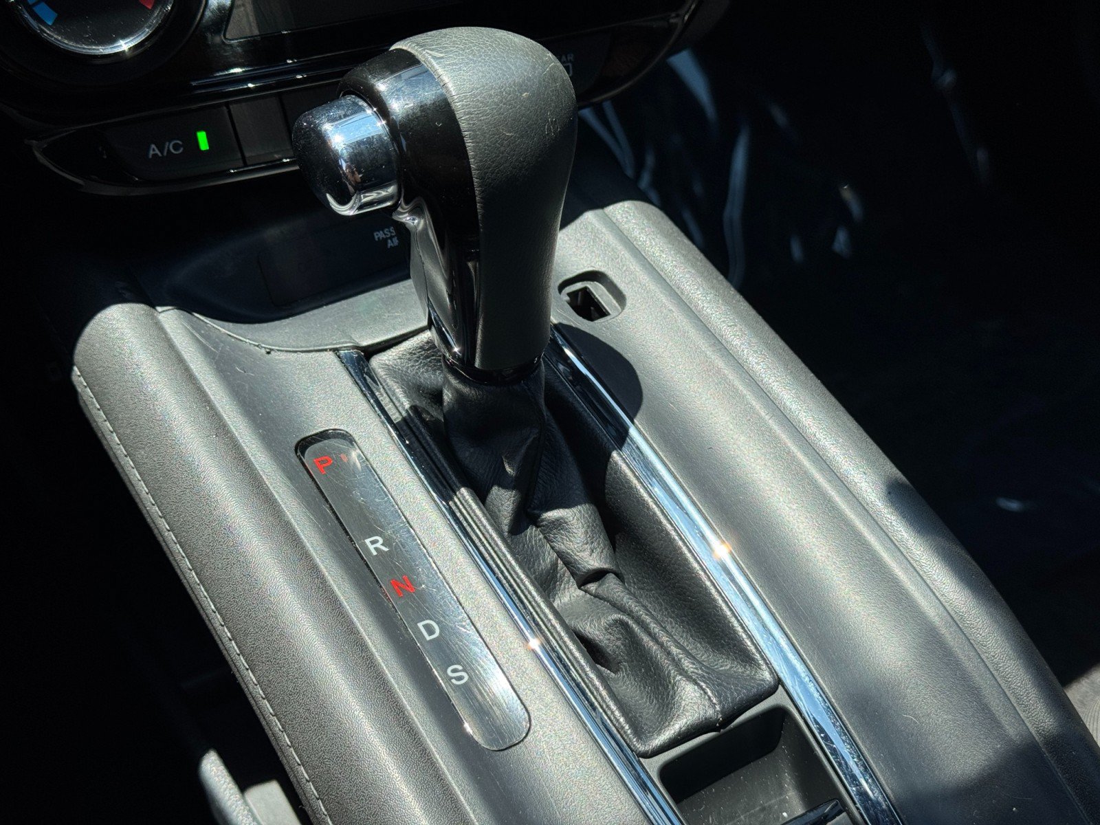 Used 2022 Honda HR-V Sport image 25